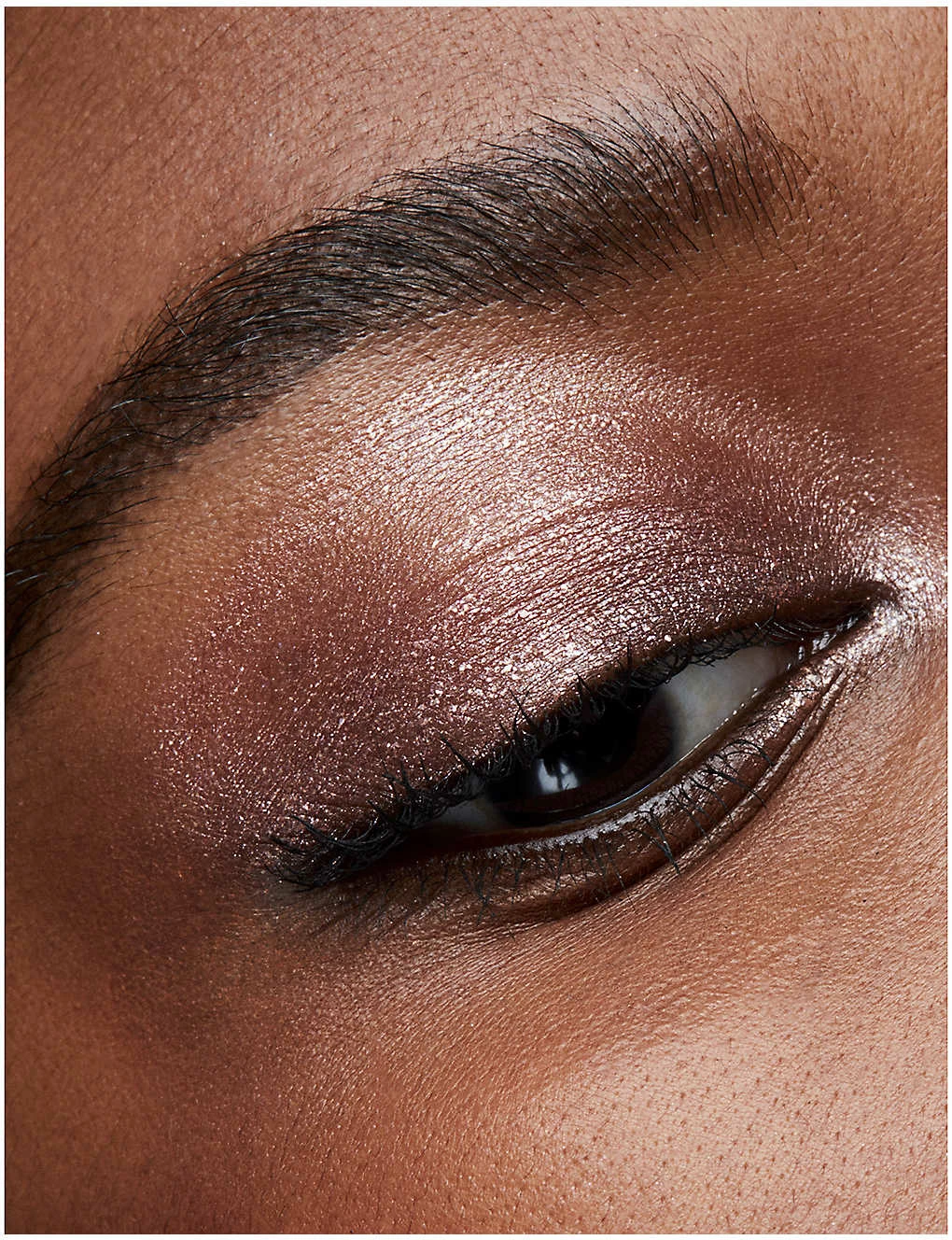 MAC Dazzleshadow Liquid Eyeshadow 4.6ml Every Day Is Sunshine 5 MAC Dazzleshadow Liquid Eyeshadow 4.6ml Every Day Is Sunshine - Image 3