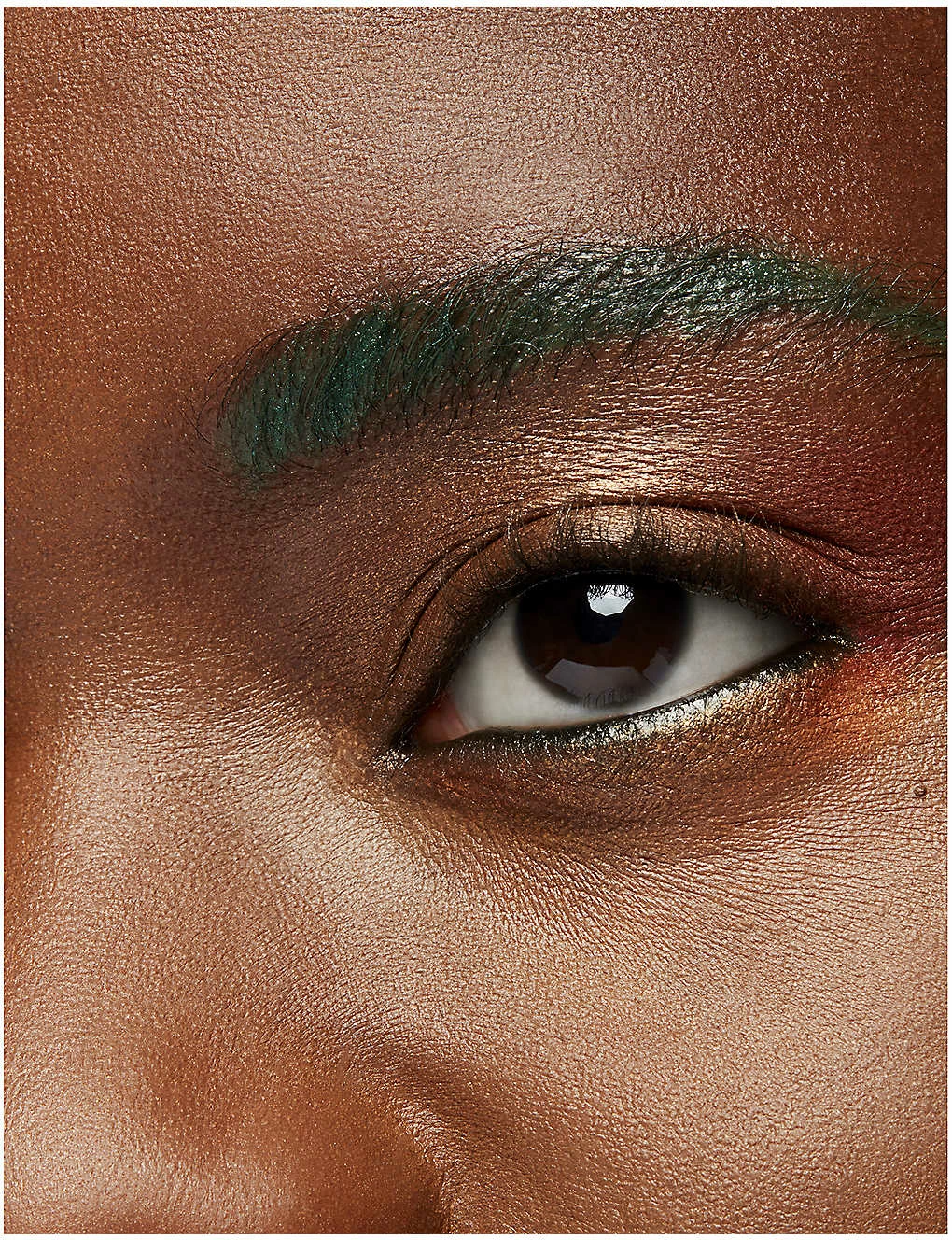 MAC Lunar Luck Limited-edition Eyeshadow Palette 5.4g 8 MAC Lunar Luck Limited-edition Eyeshadow Palette 5.4g - Image 6