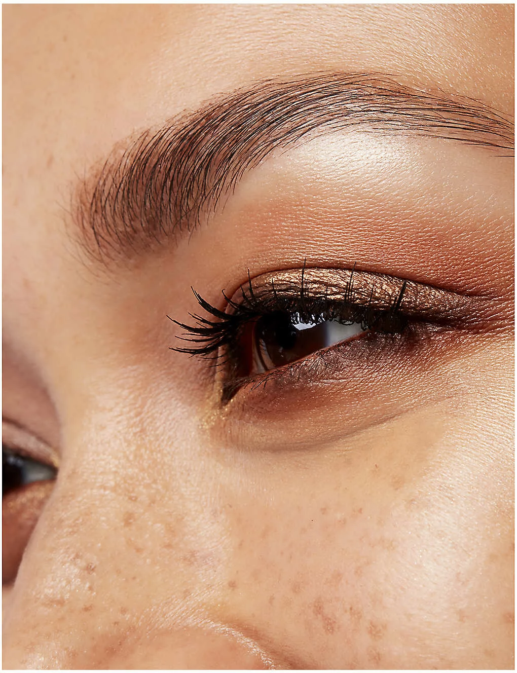 MAC Lunar Luck Limited-edition Eyeshadow Palette 5.4g 9 MAC Lunar Luck Limited-edition Eyeshadow Palette 5.4g - Image 7